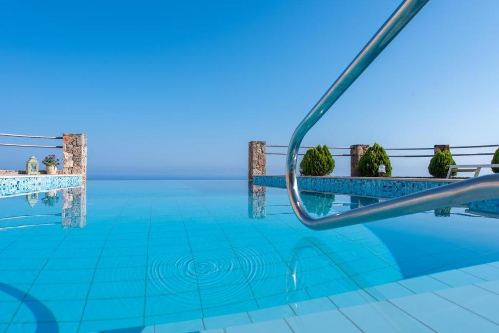 Votana Villa & Apartments Куцунари Екстериор снимка