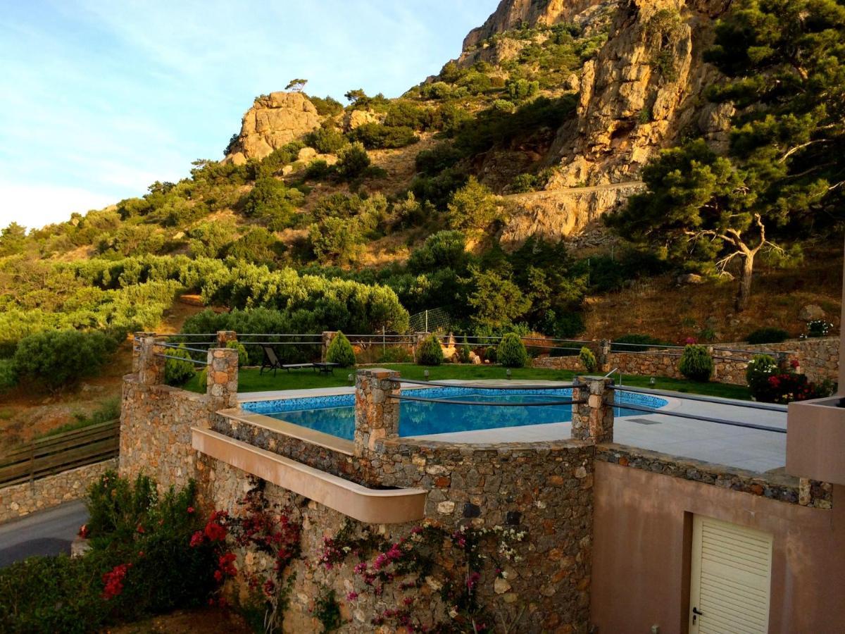 Votana Villa & Apartments Куцунари Екстериор снимка