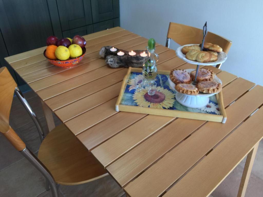 Votana Villa & Apartments Куцунари Екстериор снимка