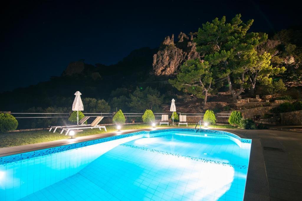 Votana Villa & Apartments Куцунари Екстериор снимка