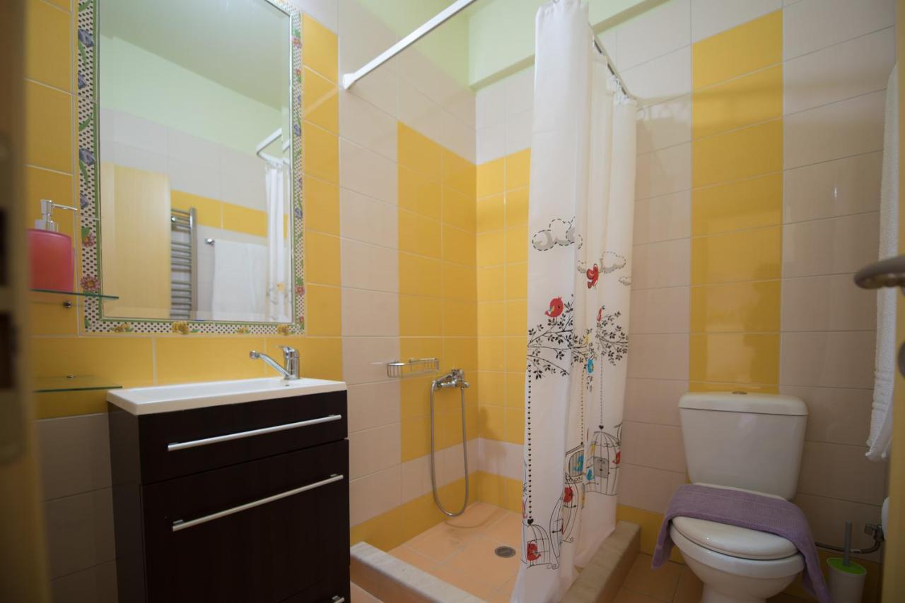 Votana Villa & Apartments Куцунари Екстериор снимка